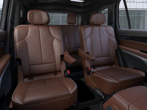 New 2026 Cadillac Vistiq Platinum w/ LPO, Floor Liner Package image 17