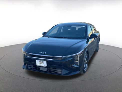 Used 2025 Kia K4 LXS image 4