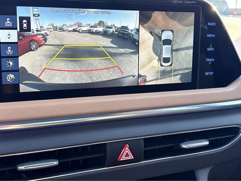 Used 2021 Hyundai Sonata Limited image 10