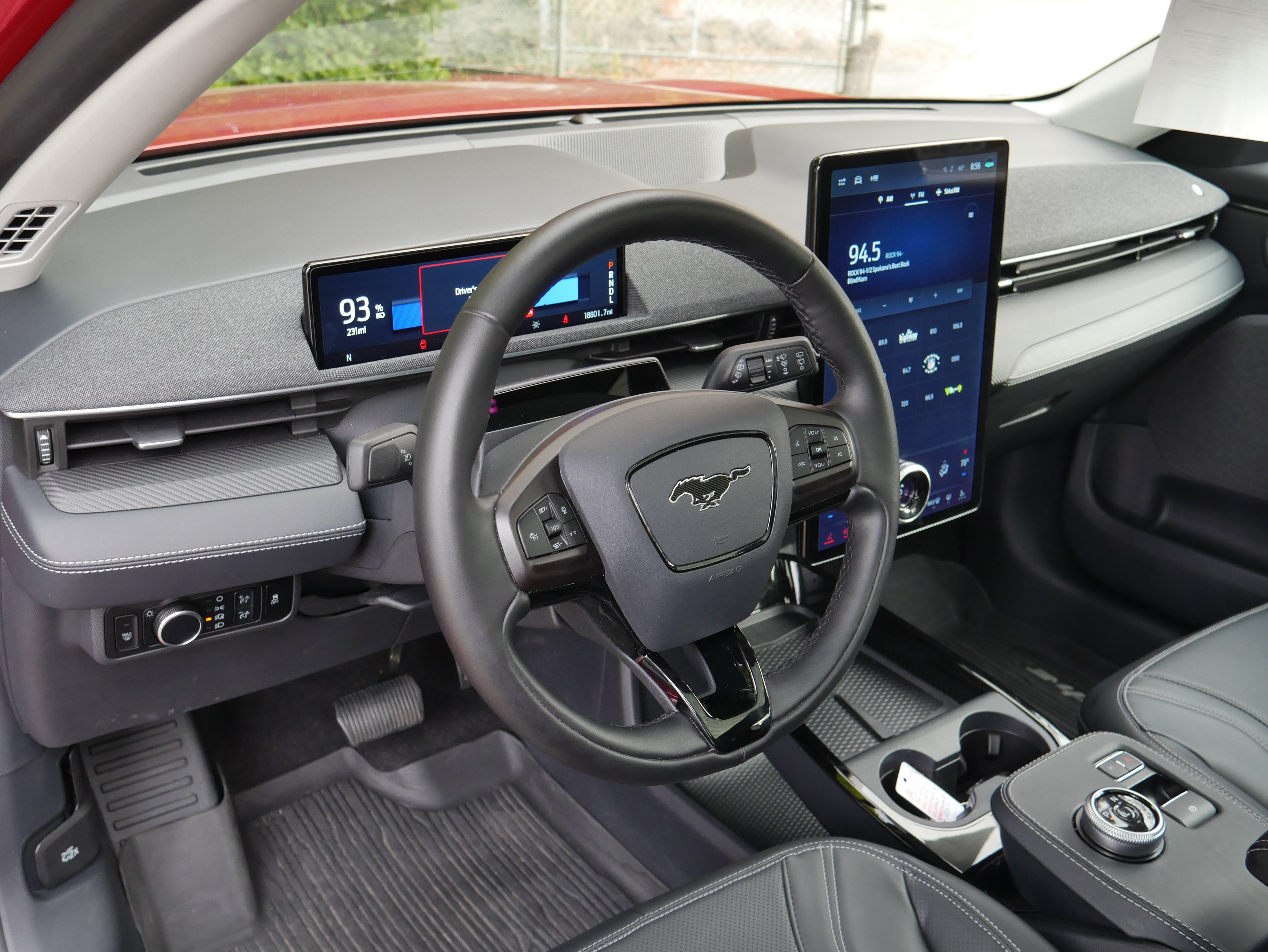 Certified 2024 Ford Mustang Mach-E Premium AWD/4WD image 4