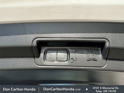 Used 2022 Ford Explorer Timberline image 12