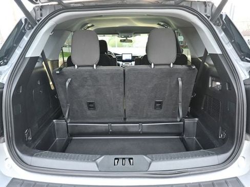 Used 2020 Ford Explorer XLT w/ Comfort Package AWD/4WD image 23