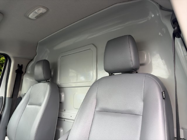 Used 2019 Ford Transit 250 130 Low Roof RWD image 9