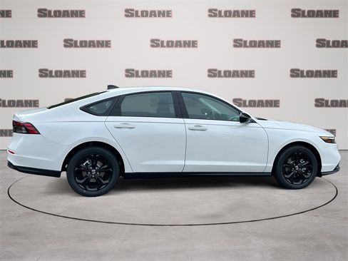 New 2025 Honda Accord SE image 6