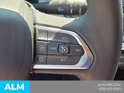 Used 2025 Jeep Compass Limited AWD/4WD image 23
