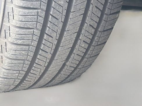 Used 2023 Cadillac XT5 Premium Luxury image 40