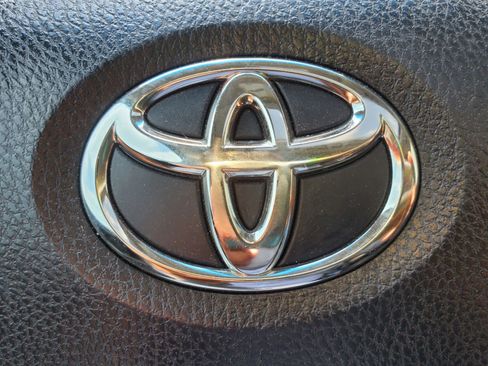 Used 2017 Toyota Sienna SE w/ SE Preferred Package image 55