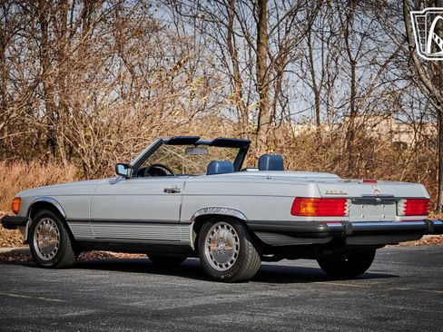 Used 1988 Mercedes-Benz 560 SL image 9