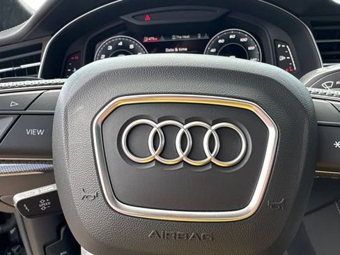 Used 2022 Audi SQ8 Prestige w/ Prestige Package AWD/4WD image 17