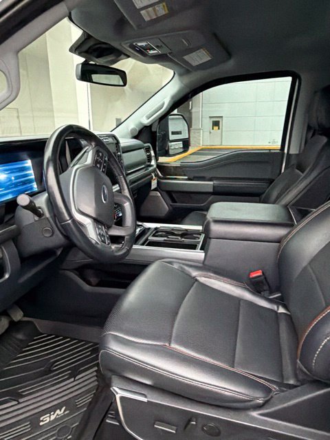 Used 2024 Ford F350 Lariat w/ Black Appearance Package AWD/4WD image 3