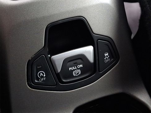 Used 2019 Jeep Renegade Limited w/ Quick Order Package 22P image 26