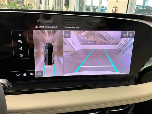 Used 2025 Audi Q6 e-tron Premium w/ Convenience Package image 28