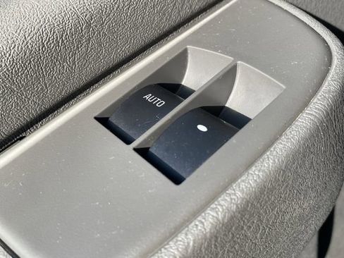 Used 2021 Chevrolet Express 2500 w/ Driver Convenience Package image 22