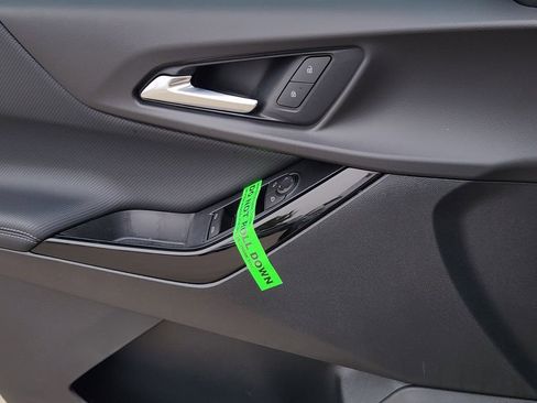 New 2026 Chevrolet Equinox LT w/ Safety and Technology Package image 16