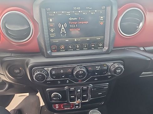 Used 2022 Jeep Gladiator Rubicon w/ Cold Weather Group image 13