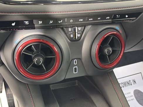 Certified 2023 Chevrolet Blazer RS image 26