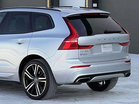 Used 2020 Volvo XC60 T5 R-Design w/ Protection Package Premier AWD/4WD image 8
