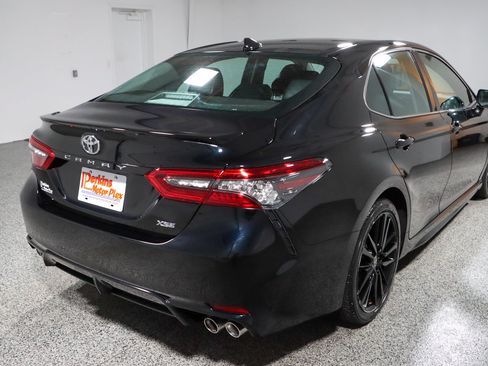 Used 2024 Toyota Camry XSE FWD image 7