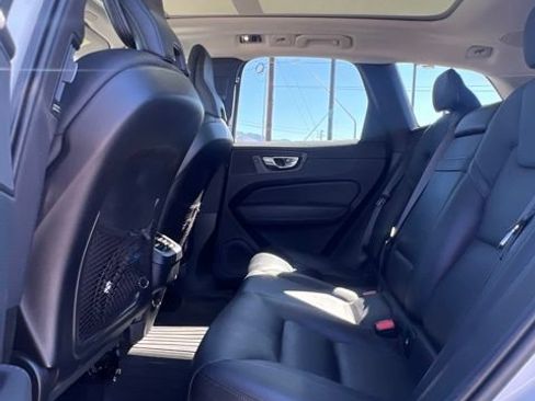 Used 2020 Volvo XC60 T5 Inscription AWD/4WD image 25