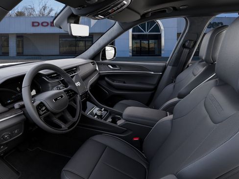 New 2025 Jeep Grand Cherokee L Overland w/ Advanced Protech Group III AWD/4WD image 50