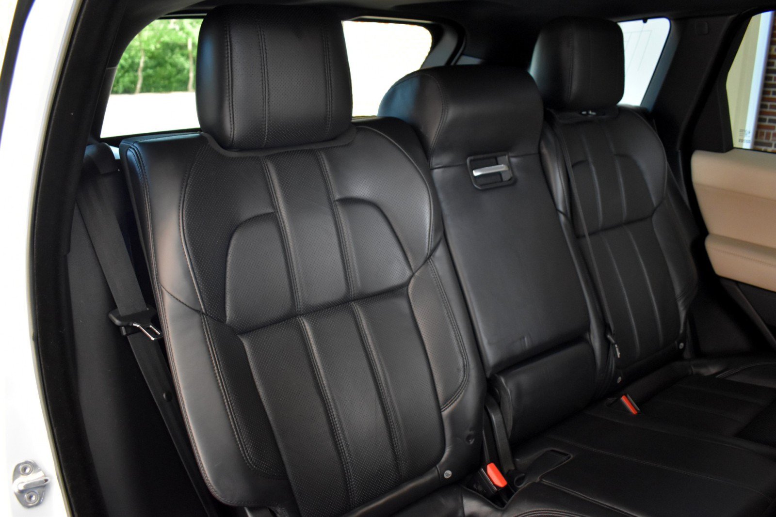 Used 2017 Land Rover Range Rover Sport HSE AWD/4WD image 44