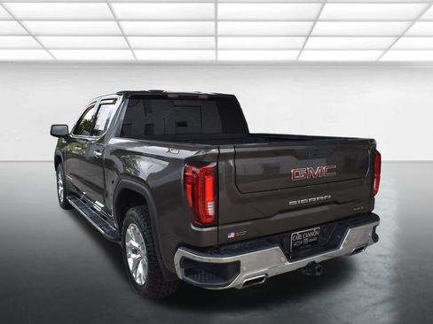 Used 2019 GMC Sierra 1500 SLT w/ SLT Premium Plus Package AWD/4WD image 8