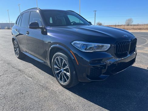 Used 2023 BMW X5 xDrive45e w/ Executive Package image 21