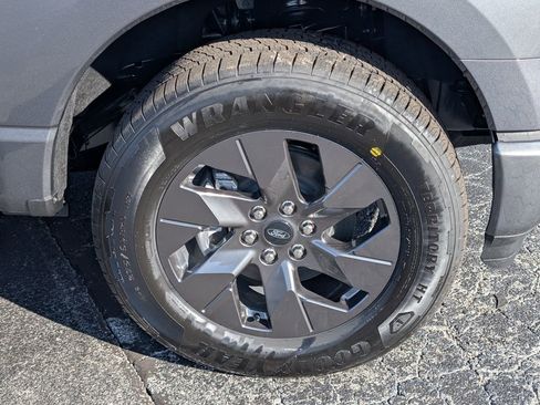 New 2025 Ford F150 Lightning Flash image 18