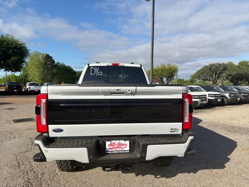 New 2026 Ford F250 Platinum AWD/4WD image 6