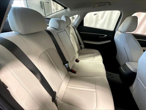Used 2024 Hyundai Sonata SEL image 16