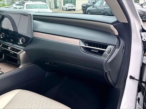 Used 2024 Lexus RX 350 w/ Technology Package AWD/4WD image 16