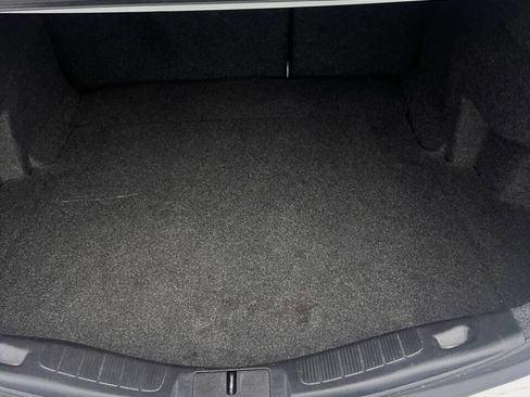 Used 2019 Ford Fusion SE image 6