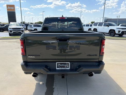 New 2026 RAM 1500 Big Horn AWD/4WD image 5