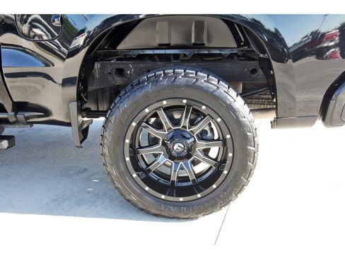 Used 2019 Chevrolet Silverado 1500 Custom w/ Custom Value Package image 28