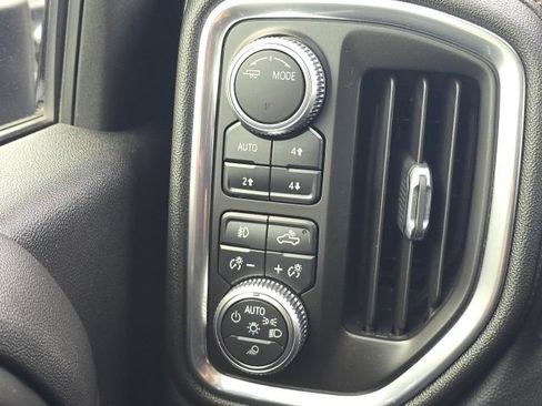 Used 2020 GMC Sierra 3500 AT4 w/ AT4 Premium Package AWD/4WD image 28