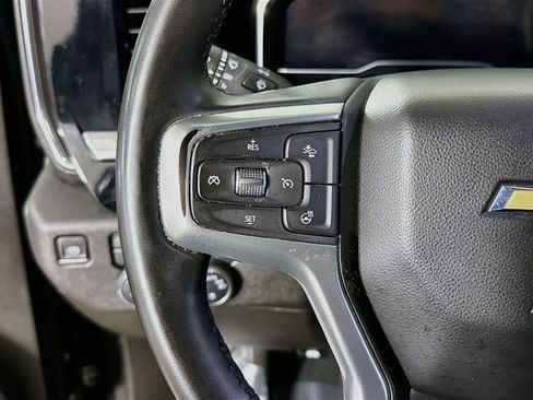Used 2024 Chevrolet Silverado 1500 LT AWD/4WD image 14