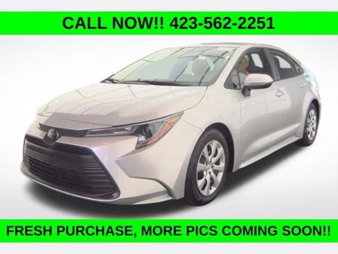 Used 2024 Toyota Corolla LE FWD image 1