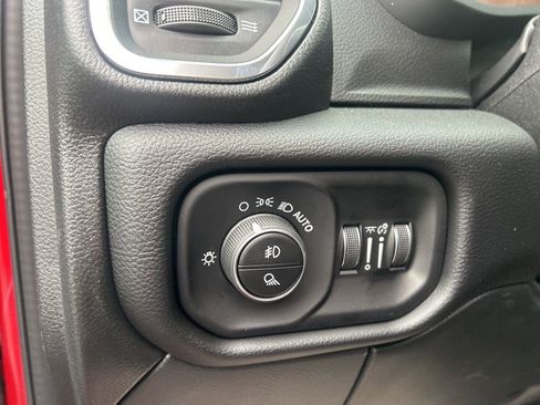 New 2026 RAM 2500 Laramie AWD/4WD image 19