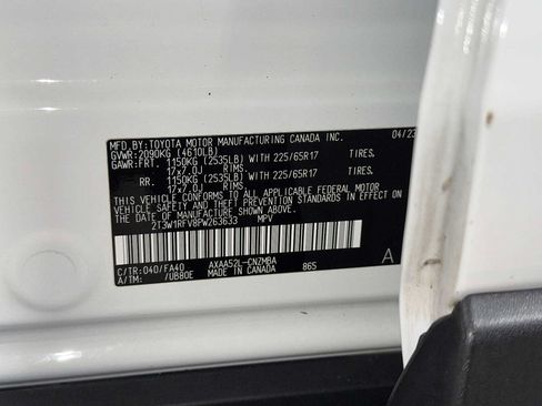 Used 2023 Toyota RAV4 XLE FWD image 14