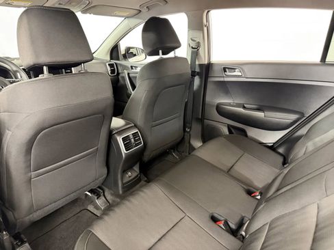 Used 2021 Kia Sportage LX AWD/4WD image 22