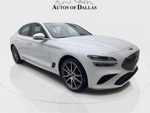 Used 2025 Genesis G70 2.5T image 4