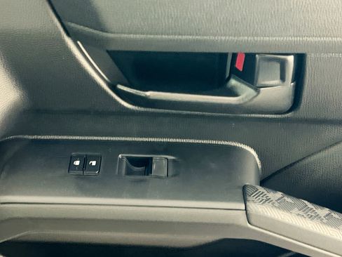 New 2025 Toyota Tacoma SR5 image 31