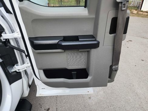 Used 2020 Ford F150 XL w/ Trailer Tow Package image 27