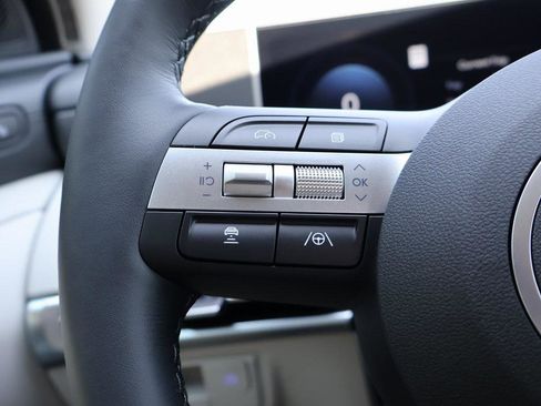 New 2026 Hyundai Tucson Limited image 28