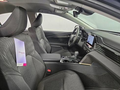 Used 2026 Toyota Camry LE w/ Convenience Package FWD image 15
