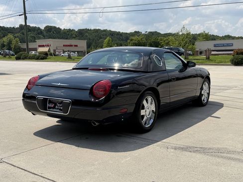 Used 2004 Ford Thunderbird RWD image 11