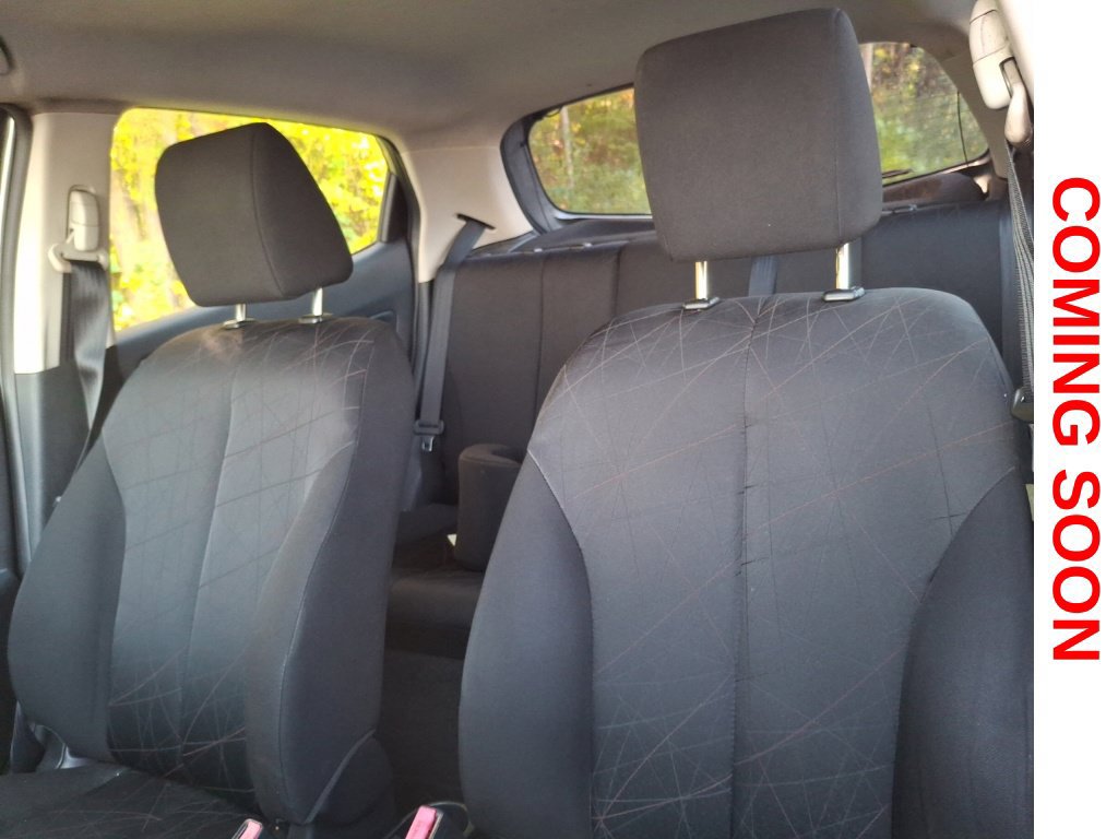 Used 2011 MAZDA MAZDA2 Sport FWD image 10
