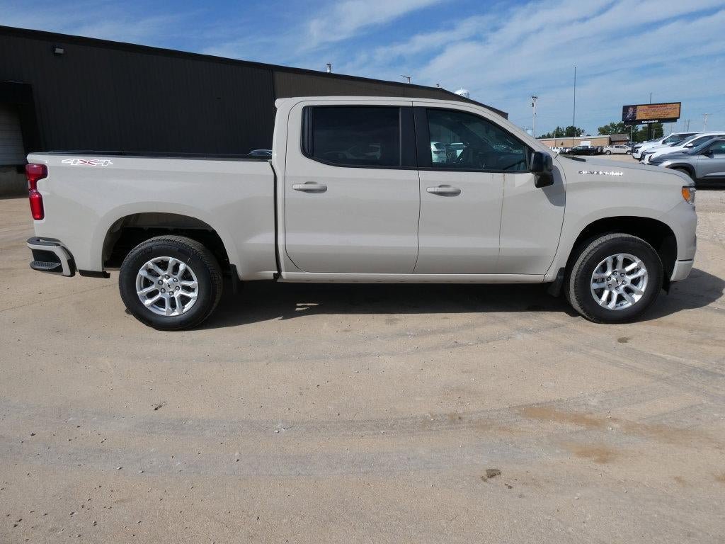 New 2026 Chevrolet Silverado 1500 RST w/ Convenience Package II AWD/4WD image 3