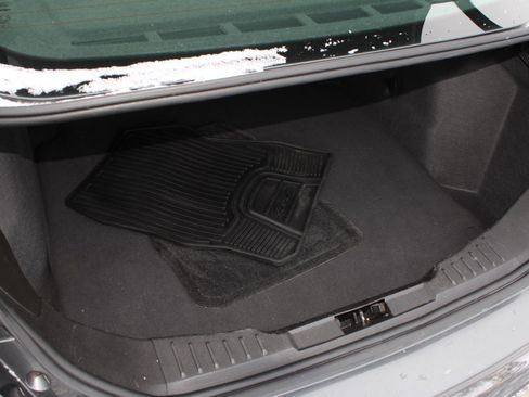 Used 2016 Ford Focus SE image 8