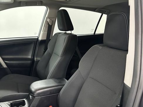Used 2018 Toyota RAV4 XLE w/ Plus Extra Value Package AWD/4WD image 12